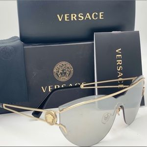 BNWT authentic VERSACE mirrored sunglasses